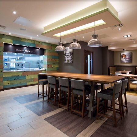 Premier Inn Leeds City Centre Екстер'єр фото