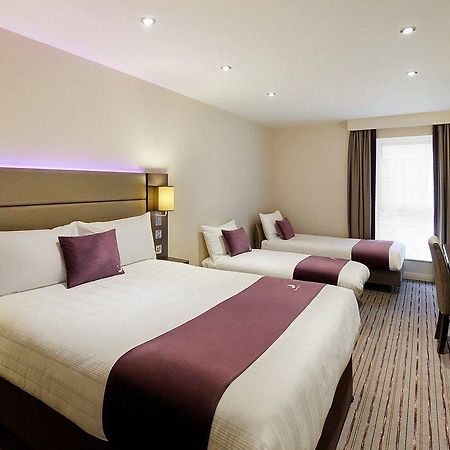 Premier Inn Leeds City Centre Екстер'єр фото